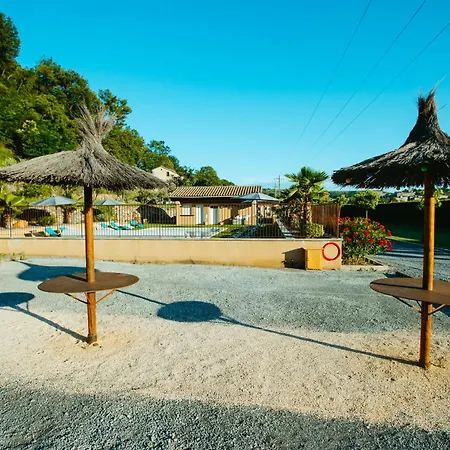 Σπίτι διακοπών Du Mas Bel'air ,piscine Chauffee Rosières